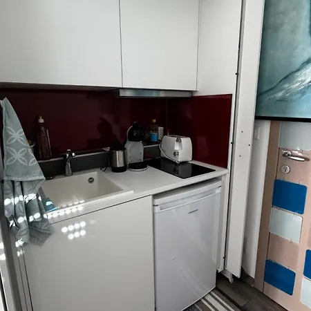 Plein Soleil Apartment *